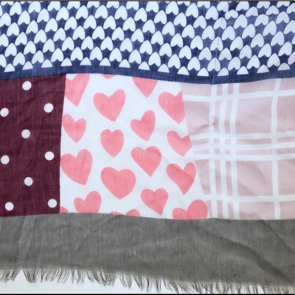 Multi-pattern scarf in grey, pink, blue and maroon. - Picture 5 of 10